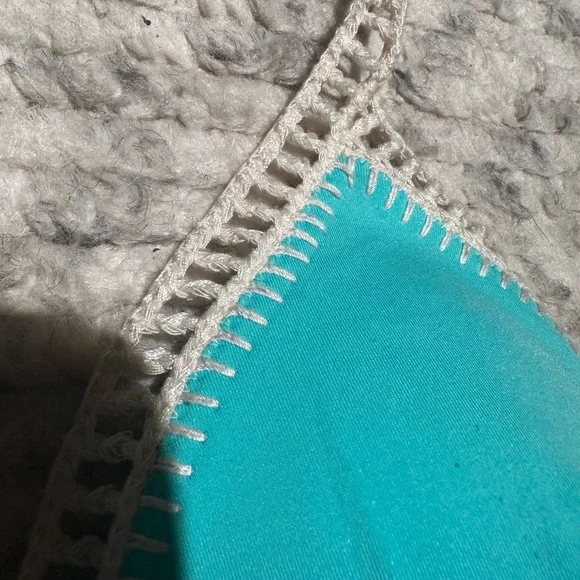 Victorias Secret Blue Crochet Bikini Top Small - Picture 3 of 9